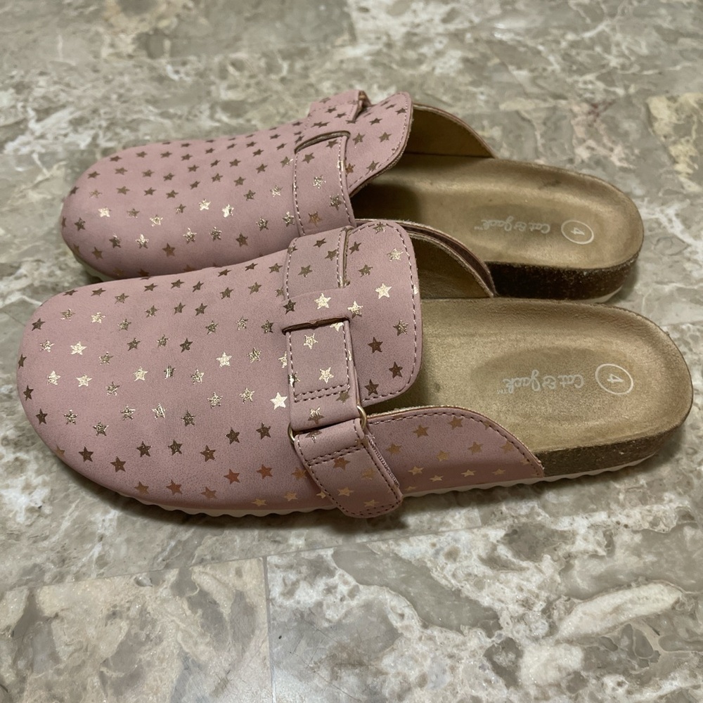 Cat & Jack Pink Moccasins with Gold Stars